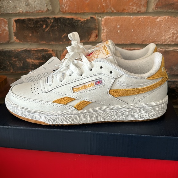 Reebok Heritage Court Club C Revenge Sneakers - Picture 4 of 8